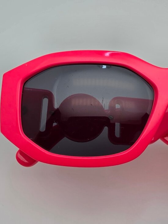Versace Mod. 4361 5318/87 Neon Hot Pink Gold Medusa Frame Grey Lens Sunglasses main image 14